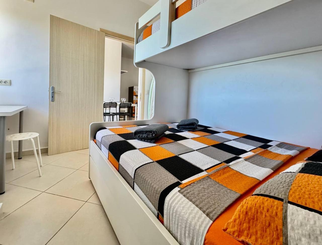 Orange Corner Apartment Sarande Exterior photo